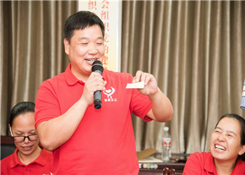 陈斌：公益是一种信仰，何乐不为？